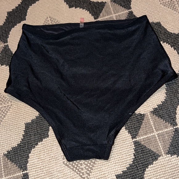 High waisted bikini bottoms - Picture 2 of 5